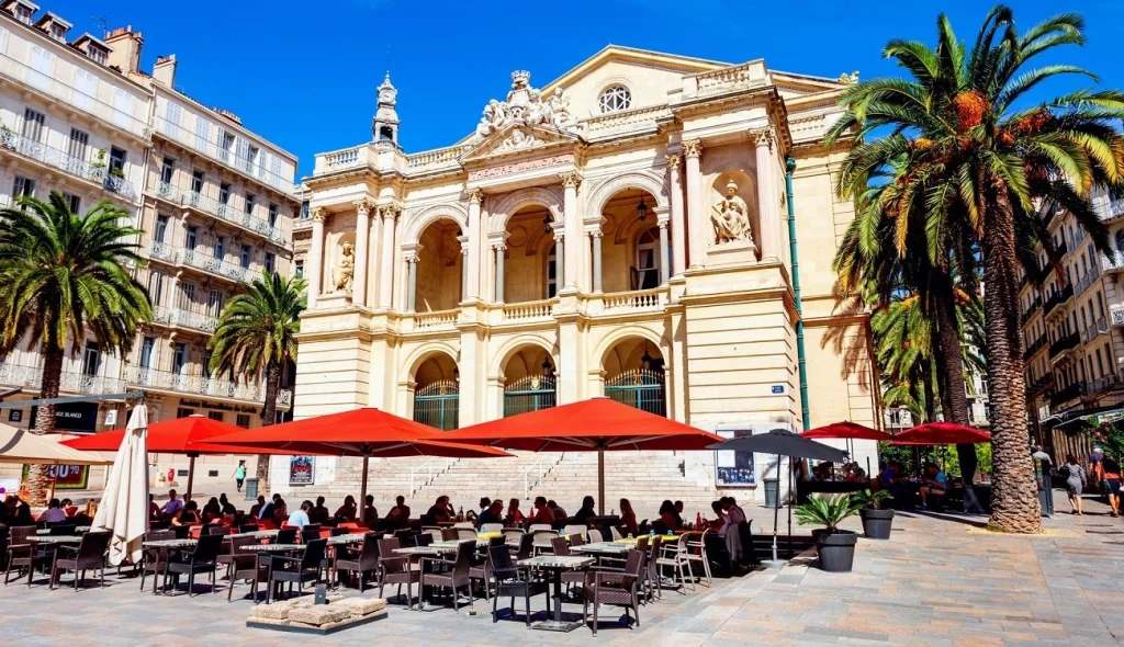 Toulon – nähtävyyksiä ja matkakohde