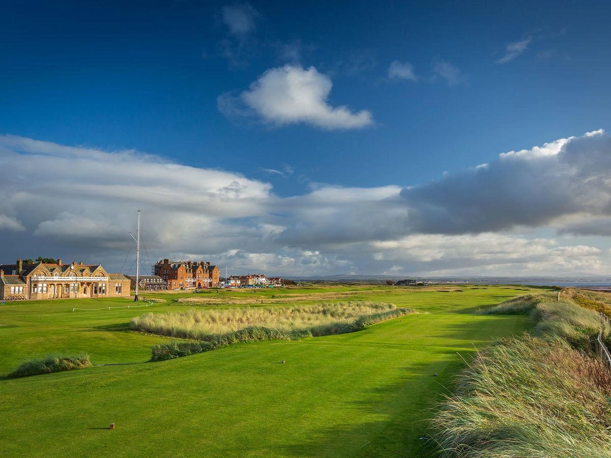 Troon lautta destination