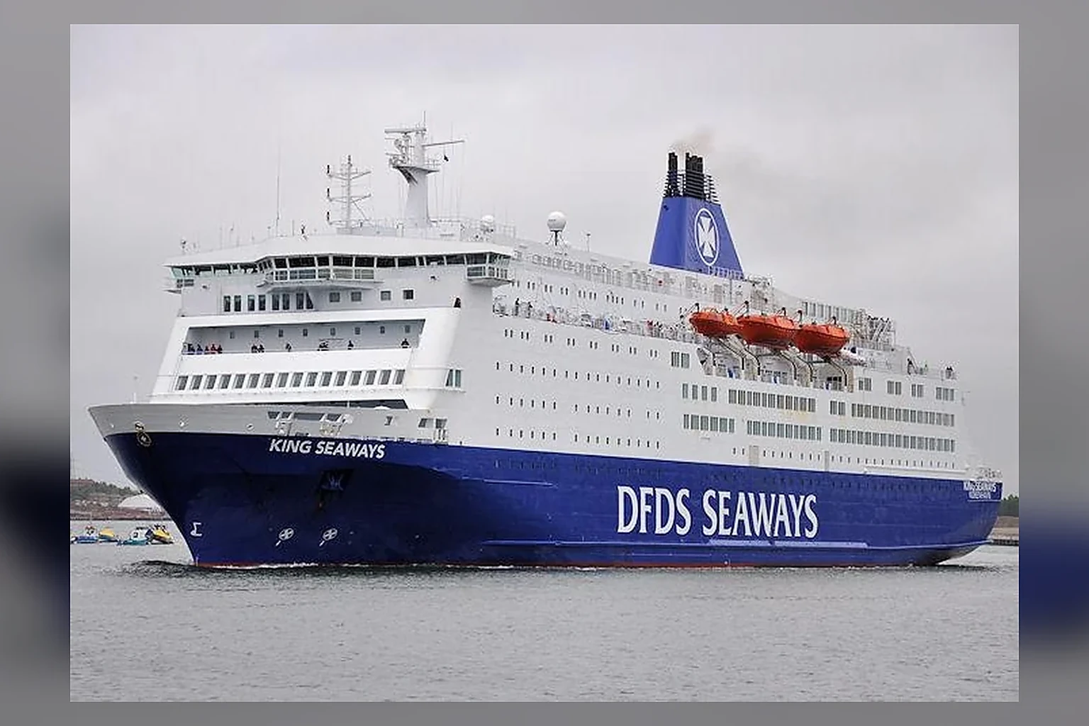DFDS Seaways -matkustajalautta merellä